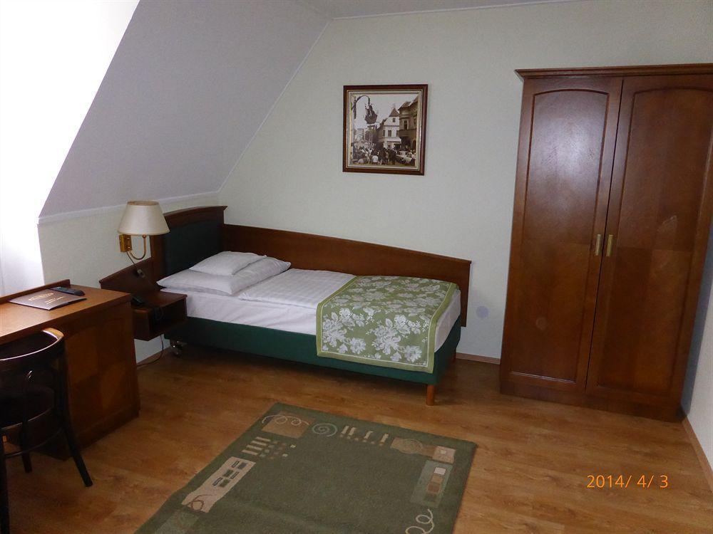 Hotel Klastrom Дьєр Екстер'єр фото