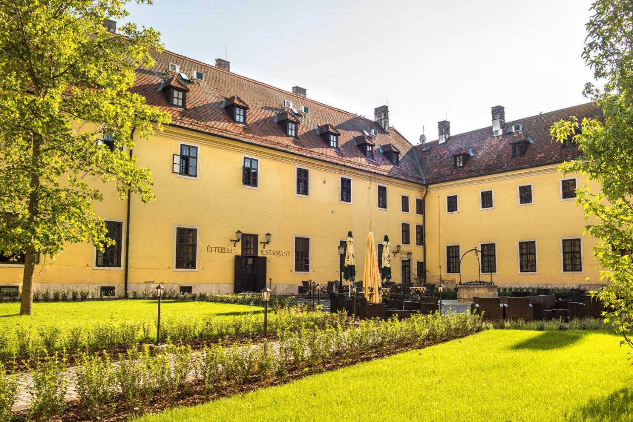 Hotel Klastrom Дьєр Екстер'єр фото